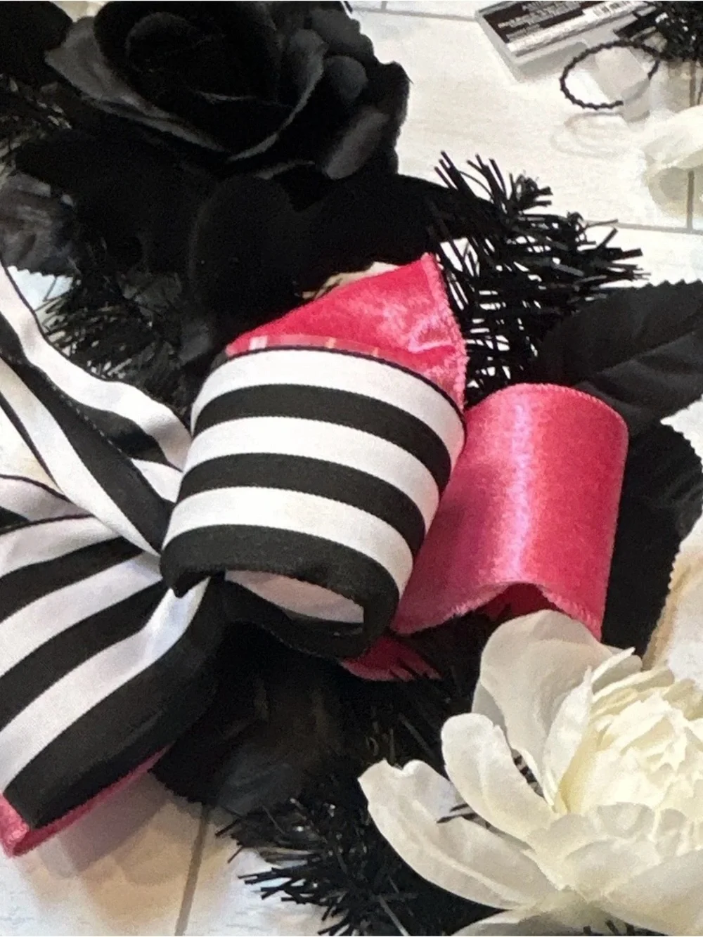 New 6 ft Ashland Artificial Halloween Black Rose White Peony Garland-Velvet Bats